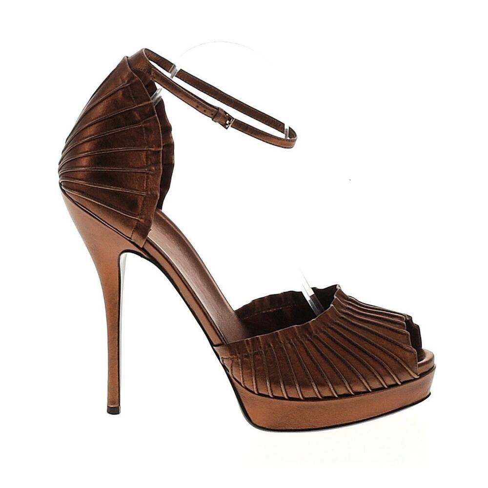 Gucci Brown Pleated Sandals